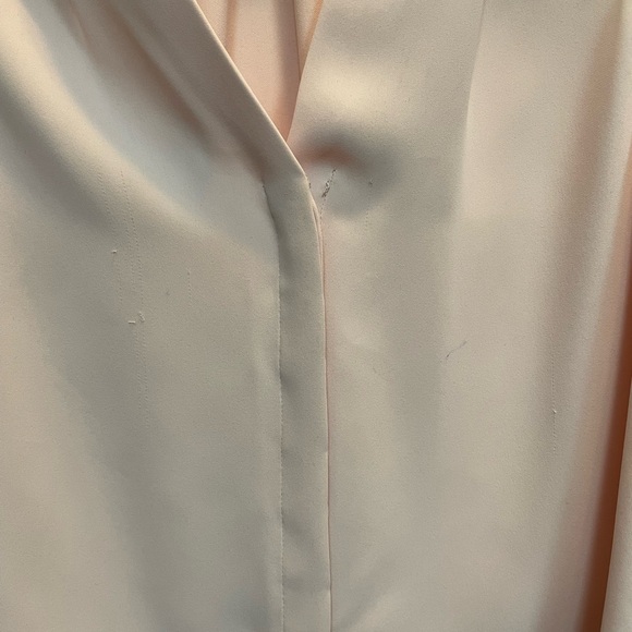 Aritzia Babaton Power Sleeveless Blouse in Pink - small - Picture 3 of 4